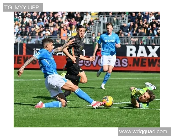 三位足球球星的父亲身份揭秘 谁才是他们背后的支持者 三位足球球星的父亲身份揭秘 谁才是他们背后的支持者