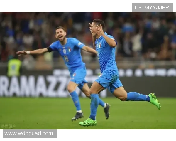 球星转会风云再起 揭秘足坛大牌球员转场背后的动因与影响