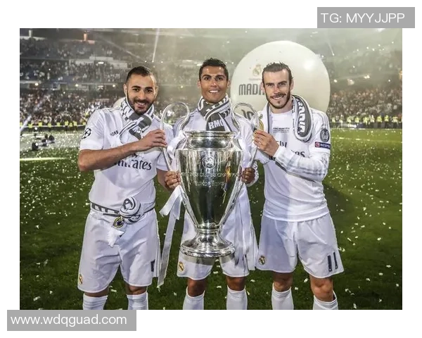 绿茵巨星荣耀转场开启世界足坛新篇章 绿茵巨星荣耀转场开启世界足坛新篇章